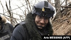 Журналист AFP Арман Сольден