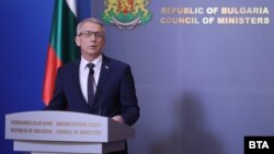 «Це не політична гра, це дотримання даного слова, це висловлення послідовності, чесної політичної гри й поваги до громадян», сказав Ніколай Денков