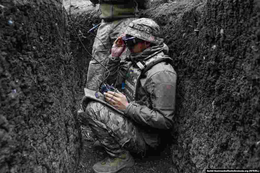 У групі «ефпівішників» по черзі літають всі бійці, хлопці змінююють один одного