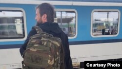 Повернення з Польщі в Україну після першої відпустки. Варшавський вокзал. 2022 рік