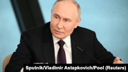 Путін не уточнив, кому могли б поставити російські ракети