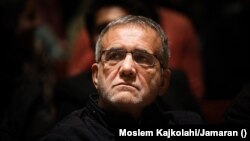 Про майбутню поїздку Пезешкіана 15 вересня повідомили іранські ЗМІ з посиланням на посла Тегерана в Москві