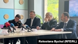 Кардинал Маттео Дзуппі під час зустрічі із уповноваженим ВРУ з прав людини Дмитром Лубінцем