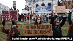 Загалом в ході обмінів, за даними Володимира Зеленського, звільнили 3 135 полонених