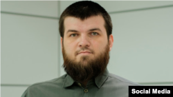 Адам Черхігов – син Зарган Кадирової, сестри глави Чечні Рамзана Кадирова