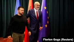 Президент України Володимир Зеленський і прем’єр-міністр Албанії Еді Рама (праворуч) у день cаміту «Україна – Південно-Східна Європа» в Тирані, Албанія, 28 лютого 2024 року