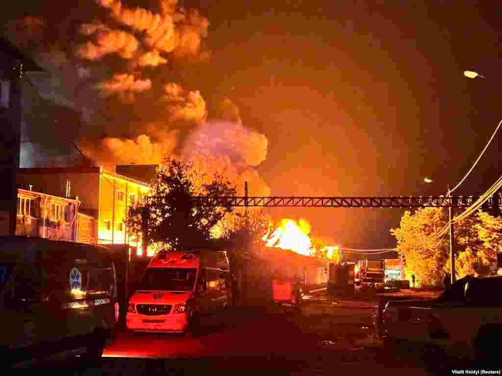 Міський голова Ігор Терехов, зокрема, повідомив про пошкодження в Основ’янському районі