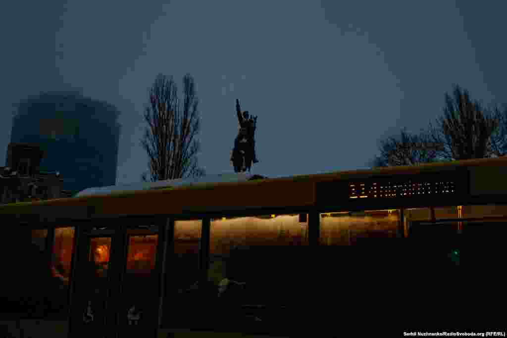 Роботи з демонтажу розпочалися близько 7-ї ранку 