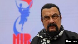 Стивен Сигал