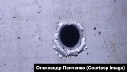 Осколок, який залетів у дім