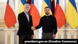 Президент України Володимир Зеленський і президент Чехії Петр Павел (ліворуч) під час зустрічі у Києві, Україна, 28 квітня 2023 року. Архівне фото