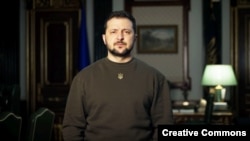 «Є лише один суб’єкт, який руйнує життя: це Росія. Є лише один спосіб захистити життя: треба вигнати російську армію з української землі. І ми це зробимо», – Володимир Зеленський