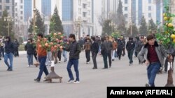 Тамрини донишҷӯён барои таҷлили ҷашни Наврӯз дар Душанбе