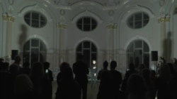 Как долго это может продолжаться Как долго это может продолжаться