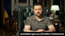 «Доручив члену Cтавки, міністру Камишіну, провести повну ревізію всіх захисних споруд Києва. Звіт – за десять днів. Іншому члену Ставки, міністру Клименку, – те саме по Україні» – повідомив Володимир Зеленський 