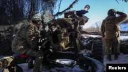 Українські військові поблизу Мар’їнки, січень 2024 року