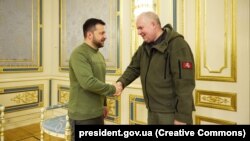 Президент України Володимир Зеленський і міністр оборони Литви Арвідас Анушаускас. Київ, 10 листопада 2023 року, ілюстративне фото