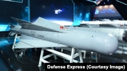 Російська бомба УПАБ-1500В на збройовій виставці