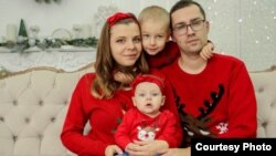 Роман і Тетяна Костюченки після початку повномасштабної війни переїхали з Сум у Німеччину