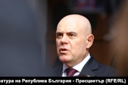 Former Bulgarian Prosectutor-General Ivan Geshev, who was dismissed from his post amid corruption allegations, was among those who spread the disinformation.