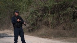 Kopnenim i vazdušnim putem policija obezbjeđuje granicu na sjeveru Kosova Kopnenim i vazdušnim putem policija obezbjeđuje granicu na sjeveru Kosova