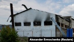 «Напад на цивільних осіб і осіб, які не беруть участь у бойових діях (hors de combat), може бути розцінено як воєнний злочин», – заявила Оснат Лубрані