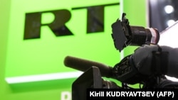 Після російського вторгнення в Україну мовлення RT було заборонено у країнах ЄС та Канаді. Підрозділ RT у США припинив роботу