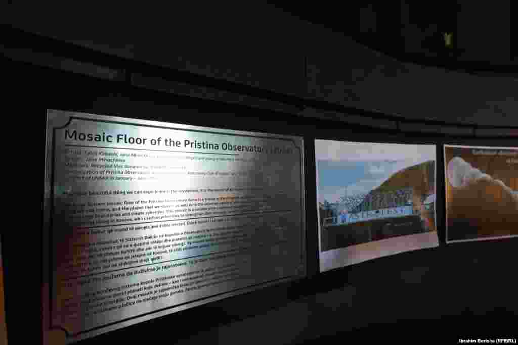 Fotografije i informacije postavljene na zidove Prištinske opservatorije.  