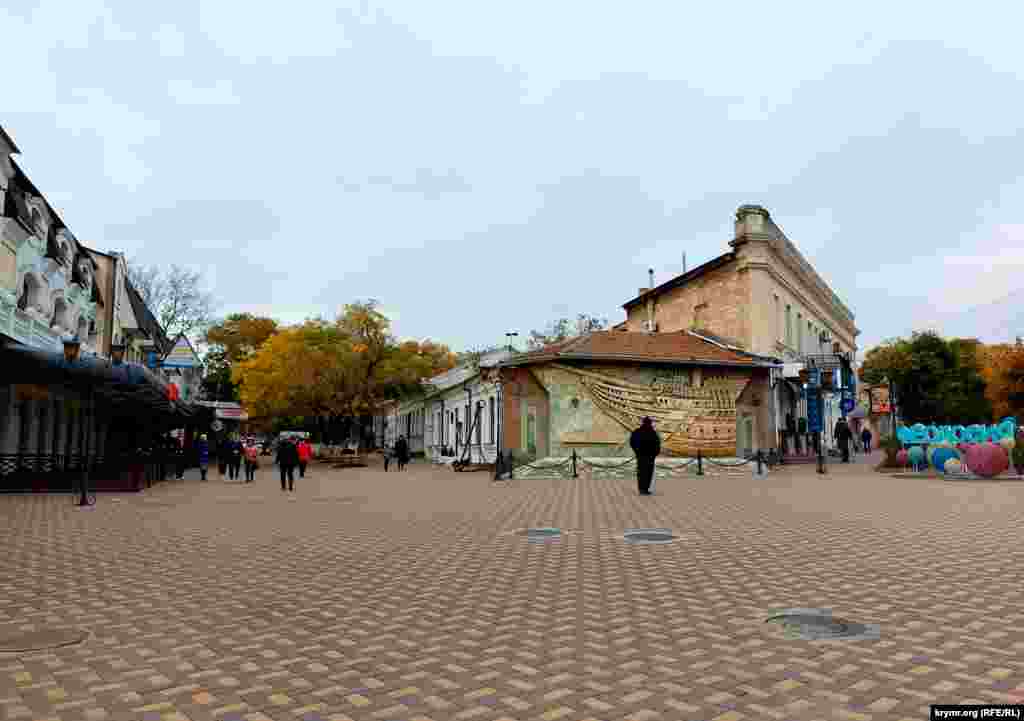 После начала военного вторжения России в Украину в Крыму объявили «желтый уровень террористической опасности»