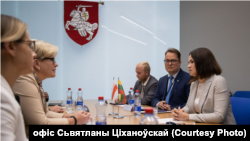 Діяльність об’єднань, визнаних екстремістськими, автоматично є забороненою