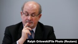 Державний секретар США вказав на те, що Салман Рушді (на фото) неодноразово виступав за право на вільні висловлювання, а також свободу слова та віросповідання