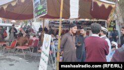 د احتجاج ګډونوالو مشال راډیو ته وویل حکومت دې د مري موافقه عملي کړي - د نومبر ۱۶مې انځور.