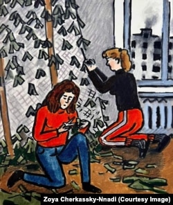 Tinere ucrainene țes plase de camuflaj.