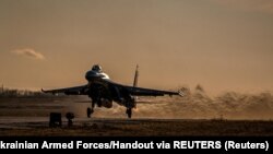 «Отримали запчастини і комплектуючі для відновлення і ремонту парку літаків, які є на озброєнні авіації Повітряних сил, що дозволить поставити до строю більше техніки»