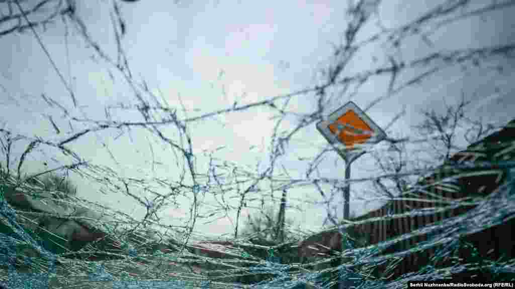 З'явилося повідомлення, що 7 березня вранці село знову обстріляли «Градами». Село Горенка, Київська область, 6 березня 2022 року