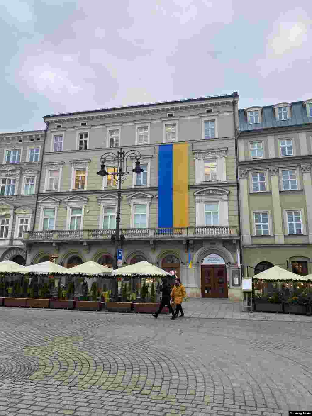 У польських містах одразу помітна підтримка України