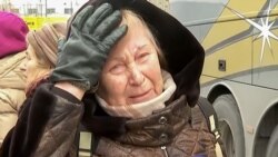 «Гітлер не робив того, що роблять ці негідники» − харків'янка, яка втекла до Львова (відео) «Гітлер не робив того, що роблять ці негідники» − харків'янка, яка втекла до Львова (відео)