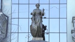 Суд окончательно ликвидировал "Мемориал" Суд окончательно ликвидировал "Мемориал"