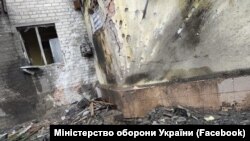 Руйнування внаслідок обстрілів в Ізюмі, Харківської області, 6 березня 2022 року