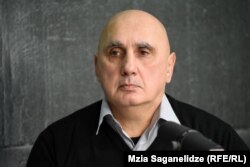 სამხედრო მეცნიერებათა დოქტორი, გენერალური შტაბის ყოფილი უფროსი, გენერალ-მაიორ ვახტანგ კაპანაძე