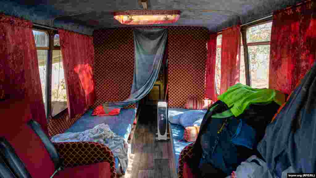 Жилой салон автобуса производства Индии «Гаруда»