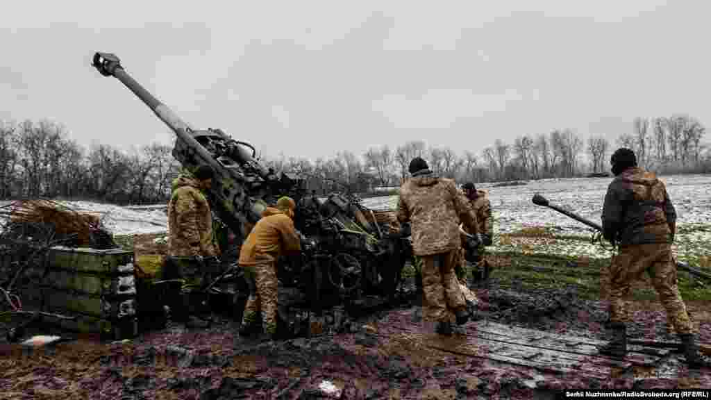 Усі працюють як злагоджений механізм. Розуміють, що від їхньої праці залежить життя побратимів 