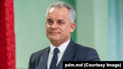 Владіміра Плахотнюка називають найбагатшою людиною в країні, а також найвпливовішою особою у 2010-х роках