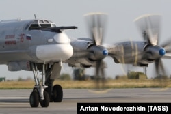 Російський стратегічний бомбардувальник Ту-95МС