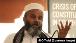 مولانا هدایت الرحمان د جنورۍ پر ۱۳مه له هغه وروسته نیول شوی چې دی په ګوادر کې عدالت وړاندې شوی دی. (انځور ارشیف)