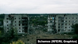 Зруйнований будинок в Ізюмі