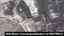 Супутниковий знімок російських військ на території Білорусі, 18 березня 2022 року