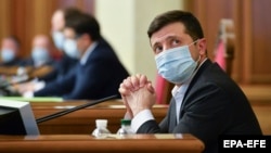 «Батьківщина»: ми не дозволимо Володимиру Зеленському зробити місцеву владу та всенародно обраних міських голів відповідальними за провали у боротьбі з епідемією