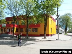 Волноваха до нападу. Магазин "Кошик" в центрі