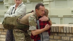 У Києві вшановують пам'ять загиблих в Іловайському котлі (відео) У Києві вшановують пам'ять загиблих в Іловайському котлі (відео)